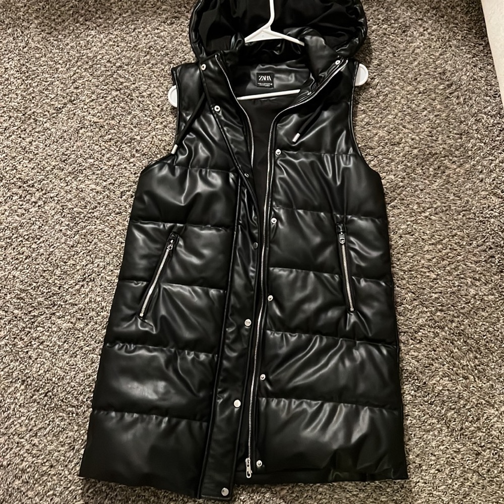 Zara Leather Puffy Long Vest Size XS - FITS LIKE SMALL. Worn once.